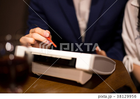 若い男女(カラオケ) 若い男女(カラオケ) 38129956