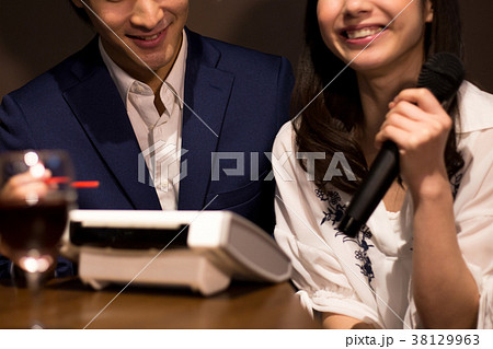 若い男女(カラオケ) 若い男女(カラオケ) 38129963