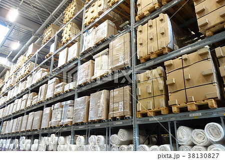 倉庫風景 38130827