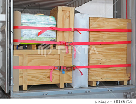 Packet truck 38136716