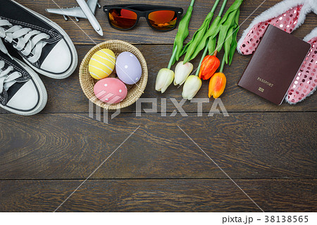Table top view shot of decoration Happy Easter . 38138565