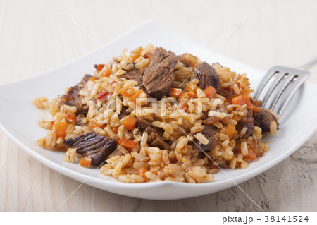 Rice with meat and carrots Rice with meat and carrots 38141524