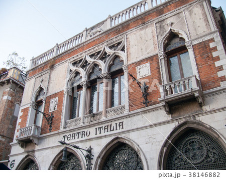 Beautiful venetian architecture Beautiful venetian architecture 38146882