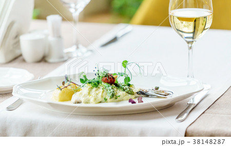 dinner in the italian restaurant 38148287