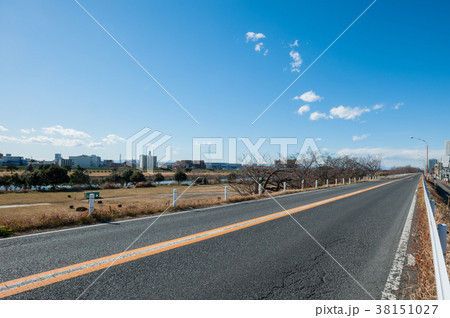 東京世田谷散歩、東京都、世田谷区、野毛二丁目多摩堤通り 38151027