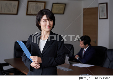 ビジネスウーマン 38153562
