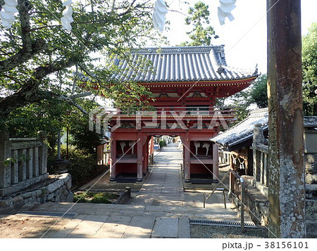 愛媛県伊予市にある新四国曼荼羅霊場第四十九番札所、伊予七福神の恵比寿神である伊豫稲荷神社 愛媛県伊予市にある新四国曼荼羅霊場第四十九番札所、伊予七福神の恵比寿神である伊豫稲荷神社 38156101