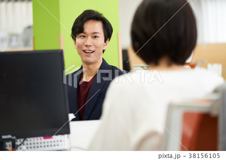 ビジネスシーン ビジネスシーン 38156105