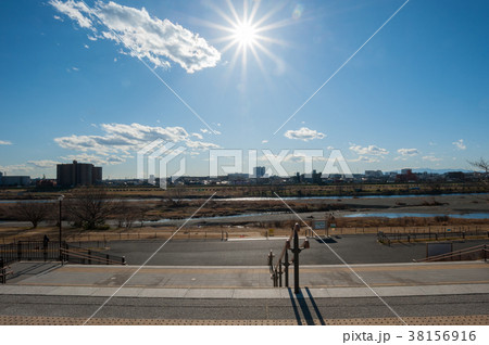 東京世田谷散歩、東京都世田谷区、多摩堤通り公園テラス 38156916