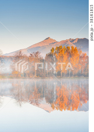 Early morning sunrise in high Tatra mountains 38161815