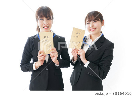 初任給 初任給 38164016
