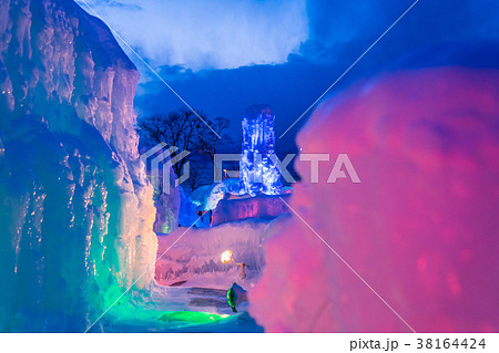 冬の北海道　2018 千歳・支笏湖氷濤まつり 38164424