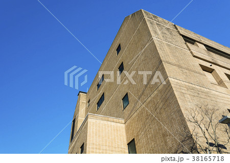 汚れたレンガのビルイメージ 38165718