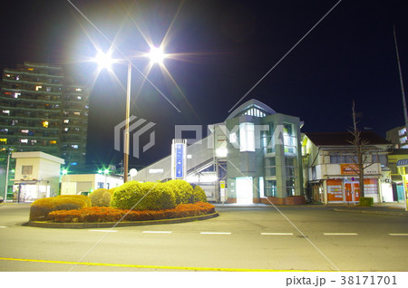 夜の東青梅駅 夜の東青梅駅 38171701