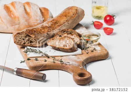 Fresh bread on table close-up 38172152