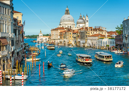 Transport traffic on the Grand Canal in Venice Transport traffic on the Grand Canal in Venice 38177172