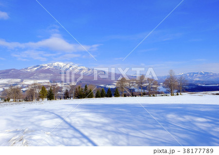 四阿山(右)と草津白根山(左) 四阿山(右)と草津白根山(左) 38177789