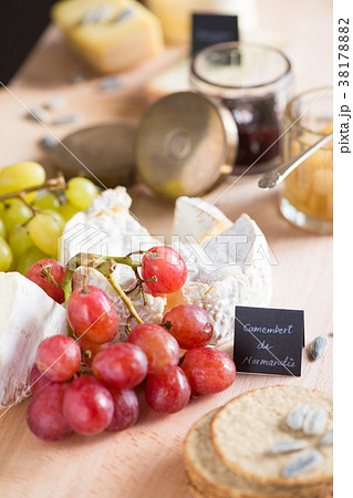 スティルトン チーズ チーズ盛り合わせ スティルトン チーズ チーズ盛り合わせ 38178882