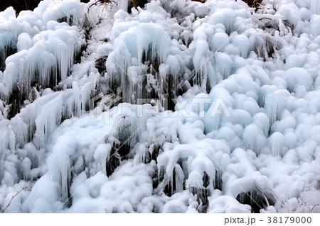 つらら　芦ヶ久保の氷柱 38179000