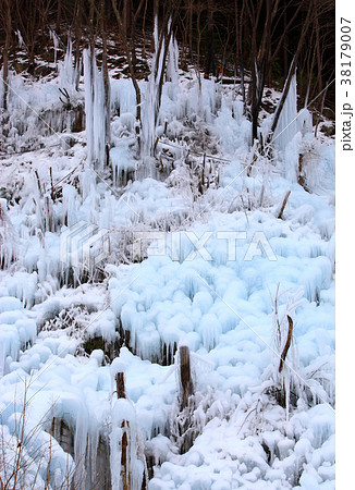 つらら　芦ヶ久保の氷柱 38179007