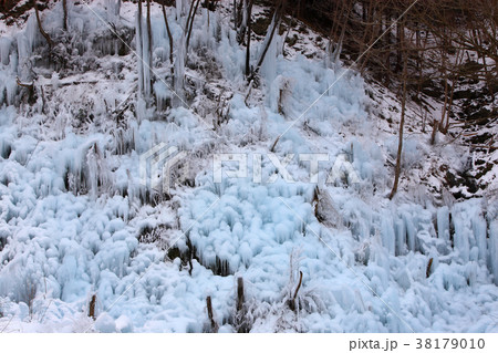 つらら　芦ヶ久保の氷柱 38179010