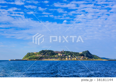 池島行きフェリーから池島の眺め　【長崎県長崎市池島】 38181144