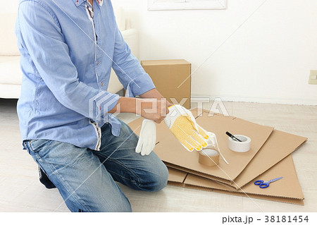 引っ越し 38181454
