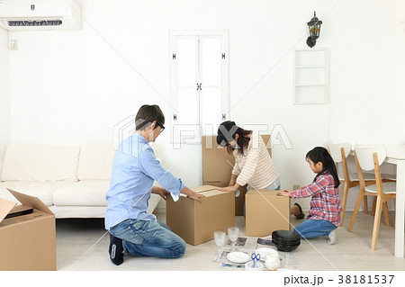 引っ越し 38181537