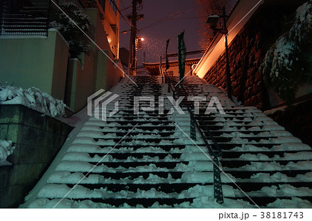雪の神田明神男坂 雪の神田明神男坂 38181743