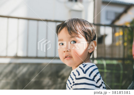 3 years old 38185381