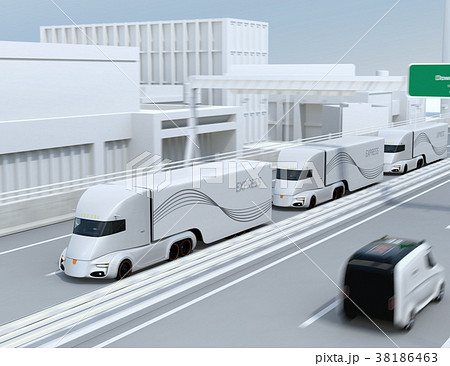 高速道路に縦列走行している自動運転電動トラックミニバンのイメージ 高速道路に縦列走行している自動運転電動トラックミニバンのイメージ 38186463