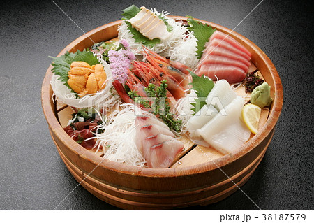 刺身盛り 桶 刺身盛り 桶 38187579