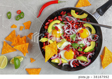 spicy mexican breakfast on a skillet spicy mexican breakfast on a skillet 38187992