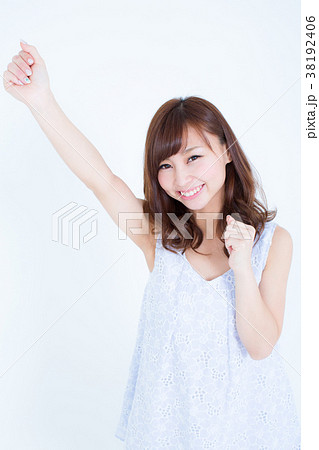 女性　ポートレート 38192406