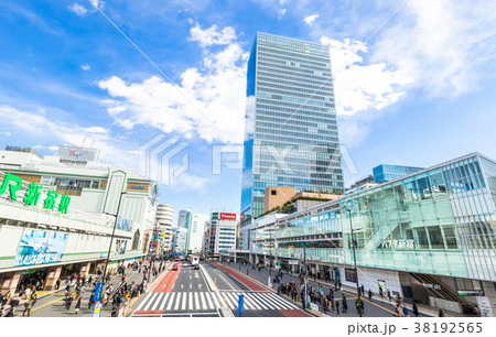 東京　新宿駅南口 38192565