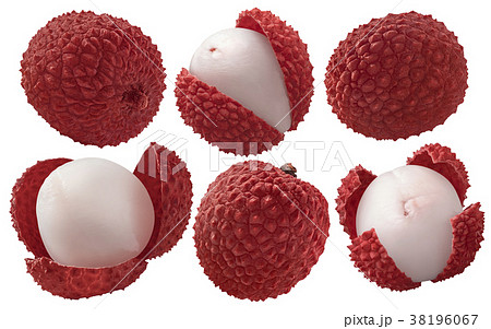 Fresh lychee set isolated on white background 38196067