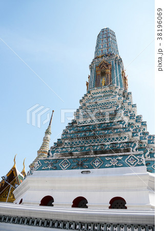 タイ王国　王宮　ワット・プラケーオ（国王の仏塔・青） 38196069