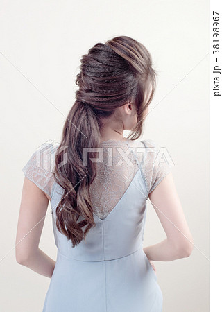 Model with perfect fashion makeup and hairstyle 38198967