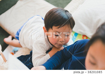 3 years old & 8 years old 3 years old & 8 years old 38201085