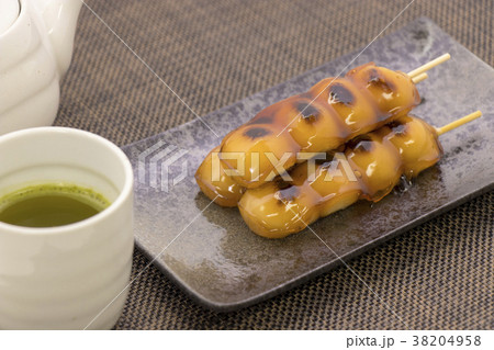 みたらし団子　お茶 38204958