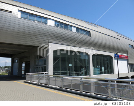 つくばエクスプレスの柏たなか駅 38205138