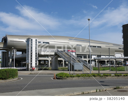 つくばエクスプレスの柏たなか駅(十余二工業団地側) つくばエクスプレスの柏たなか駅(十余二工業団地側) 38205140