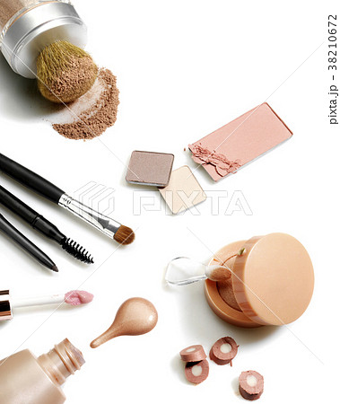 Set of cosmetics Set of cosmetics 38210672