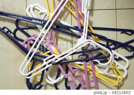 ハンガー 38212602