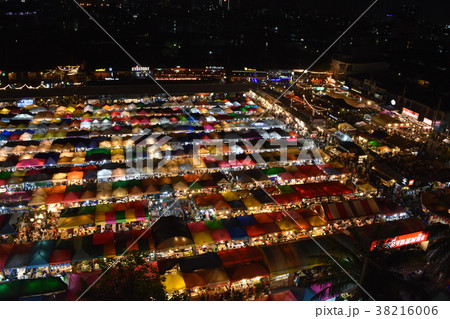 バンコクのナイトマーケット 38216006