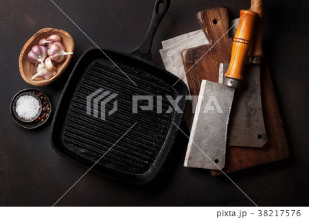 Vintage kitchen utensils and spices 38217576