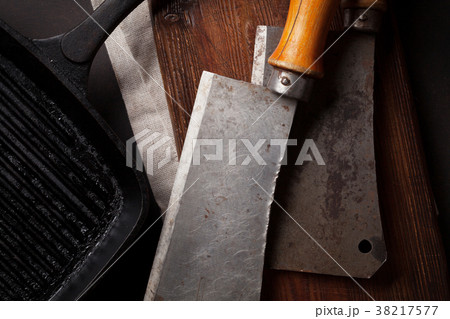 Vintage kitchen utensils 38217577