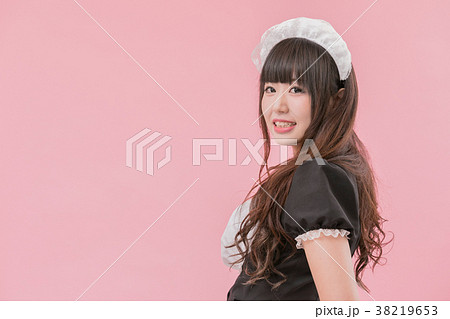 黒メイドコスプレ 振り向き 38219653