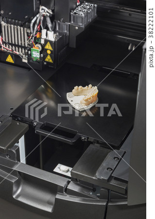 3D Printer With Finished 3D Dental Implant Bridge 38222101