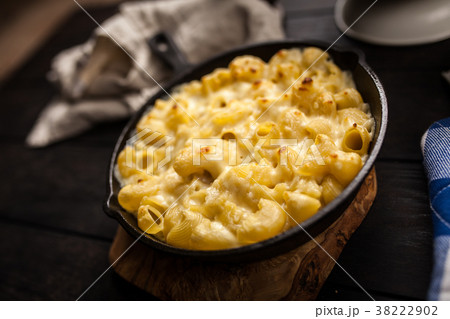 Mac and cheese Mac and cheese 38222902